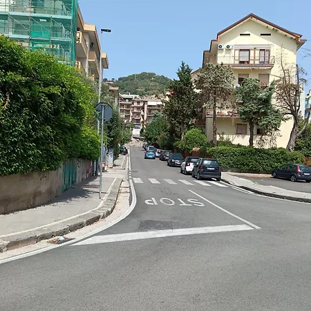 Hanna 4* サレルノ